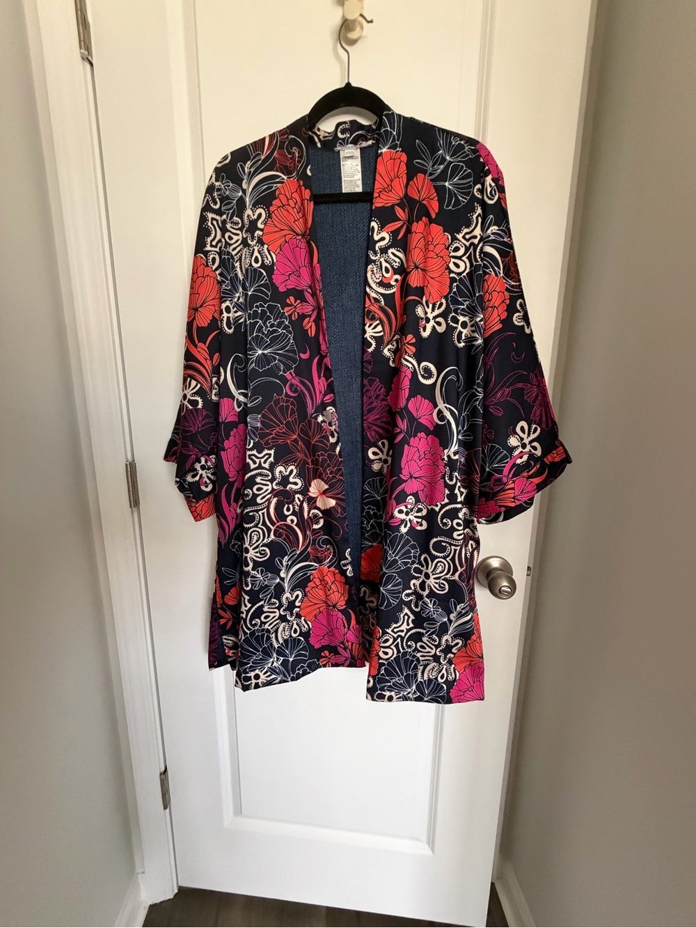 CHICOS NWOTFloral Kimono Robe - Navy with Pink & Orange Accents